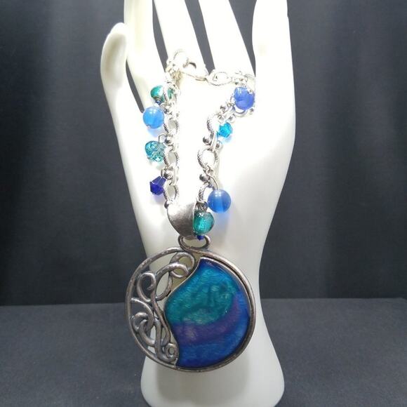 Chico’s Silver Tone Necklace Blue Teal Purple Pendant Iridescent Beads 20" - Picture 5 of 9